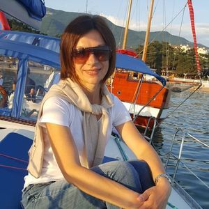 Meet your Posher, Yana